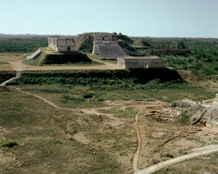 Vue du palais du gouverneur, IXe-Xe siècle