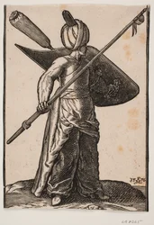 Soldat debout, tourné vers la droite; portant un turban, une lance levée avec une bannière sous la pointe dans la main droite; un bouclier avec une plume enroulée de tissu sur le bras gauche