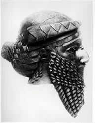 Tête de Sargon I (c.2334-2279 av. J.-C.) 2400-2200 av. J.-C.