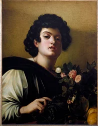 Jeune garçon dans le vase de roses