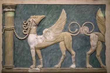 Fresque de griffons en haut-relief. Palais de Knossos. 1600-1450 av. J.-C.