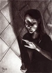 Femme dans une ombre lumineuse