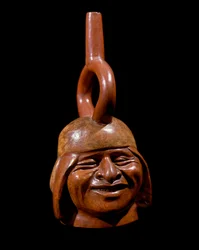 Art précolombien, civilisation moche : vase anthropomorphe dit « L