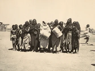 Groupe coloré de femmes musulmanes