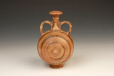 Aryballos Pilgrim Flask 1400-1370 av. J.-C. terre cuite