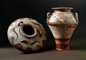 Art mycénien : vases en céramique. 1400 av. J.-C. Musée de l