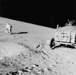 Astronaute David Scott né en 1932 sur la pente du Hadley Delta pendant Apollo 15, 1971
