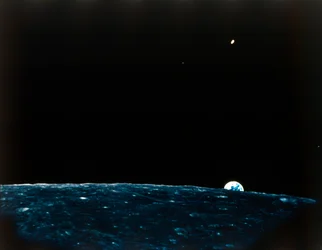 La Terre vue de la Lune