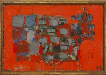 Composition sur fond rouge