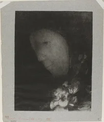 Tête de femme avec corsage de fleurs