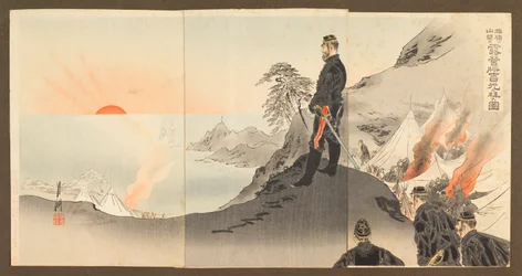 Officiers et soldats admirant le soleil levant en bivouac dans les montagnes de Port Arthur