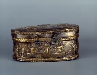 Art paléochrétien : reliquaire en argent connu sous le nom de Capsella de Brivio