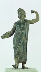 Figure de Shami, possiblement Zeus ou Poséidon, récupérée du temple en ruine de la ville de Nehavand (connue sous le nom de Laodicée), Iran (bronze)