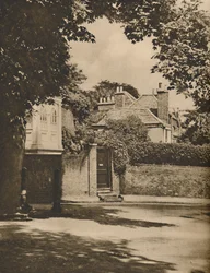 Lumière du soleil et ombre dans une route sinueuse de Highgate, vers 1935