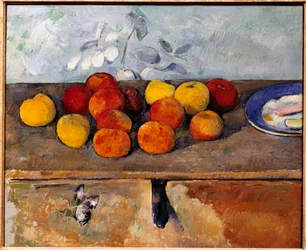 Nature morte de pommes et biscuits