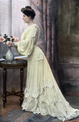 Actrice française Rosa Bruck en 1903 (photo)
