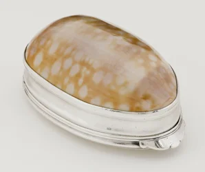 Boîte à tabac