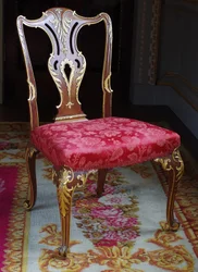 Une chaise de salle à manger George II Arlequin