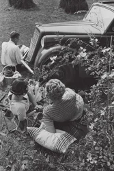 Une pause dans le voyage (photo n/b)