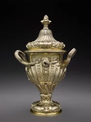 Coupe et couvercle