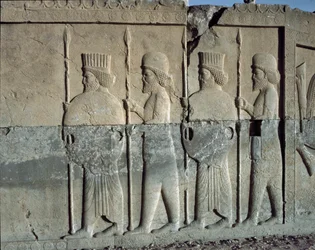 Garde impériale. Bas-reliefs de l