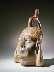 Vase portrait en poterie, Mochica