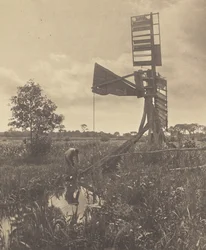 Un moulin à eau en ruine
