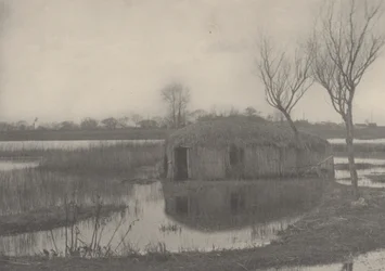 Maison-Bateau en Roseaux