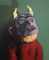 Singe avec masque de vache