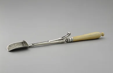 Cuillère à fromage