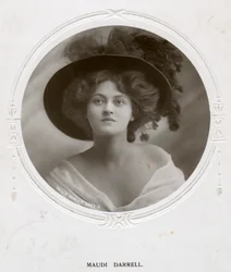 Maudi Darrell, actrice britannique, vers 1908