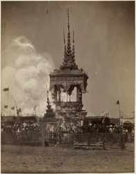 Une crémation birmane