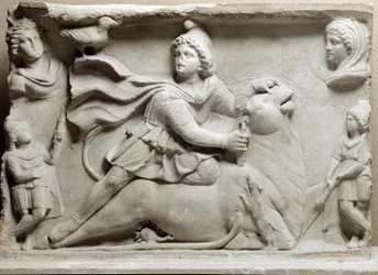 Civilisation des Phéniciens : scène de sacrifice représentant la divinité Mithra immolant le taureau. 2ème ou 3ème siècle ap. J.-C. Bas-relief en marbre. Paris, Musée du Louvre
