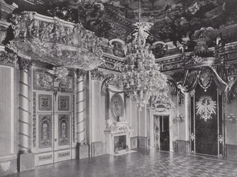 Konigliches Schloss, Thronsaal