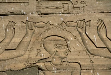 Bas-relief, Temple de Kalabsha, Assouan, construit vers 30 av. J.-C., civilisation égyptienne