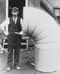 James Bright, ferblantier à Hagley Yard