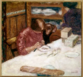 Intérieur Femme occupée à des tâches domestiques