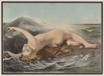 Ondine jouant avec les vagues