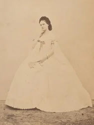 Le peignoir plissé autre, années 1860