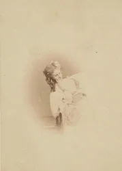 [Assis en robe Ritrosetta], 1861-67
