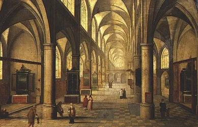 Intérieur de la cathédrale avec des figures
