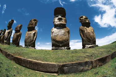 Statues moaï, parc national de Rapa Nui, île de Pâques, Chili