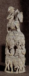 Arts décoratifs : salière en ivoire de production afro-portugaise