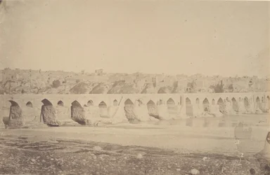 Le pont à Dizfoul