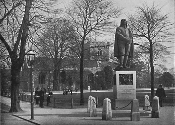 Bedford : Église Saint-Pierre et la statue de Bunyan, vers 1896