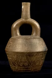 Vase / Culture cuspidienne (terre cuite)