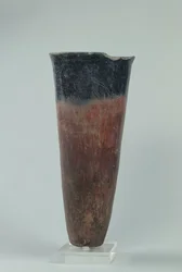 Vase à bord noir, période Naqada I-II