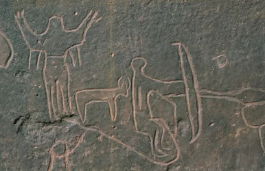 Figures humaines et animaux (peinture rupestre)