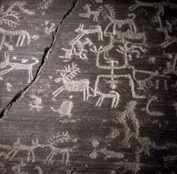 Civilisation des Camunni, Préhistoire, art rupestre : roche funéraire, détails de la grande roche de Naquane, en Valcamonica. Museo archeologico de Milan