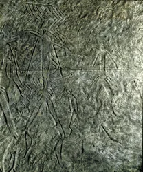 Art rupestre préhistorique : pétroglyphe de figures humaines. Âge de pierre. Âge du bronze. Musée d